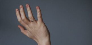 zespół cieśni nadgarstka