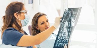 Komu zaleca się leczenie aparatem ortodontycznym estetycznym