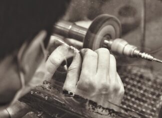 Ile kosztuje polerowanie okularów?