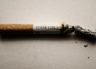 Dlaczego śmierdzi mi skóra głowy?